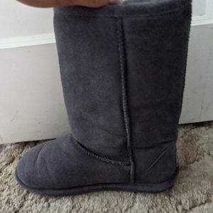 Bearpaw Boots